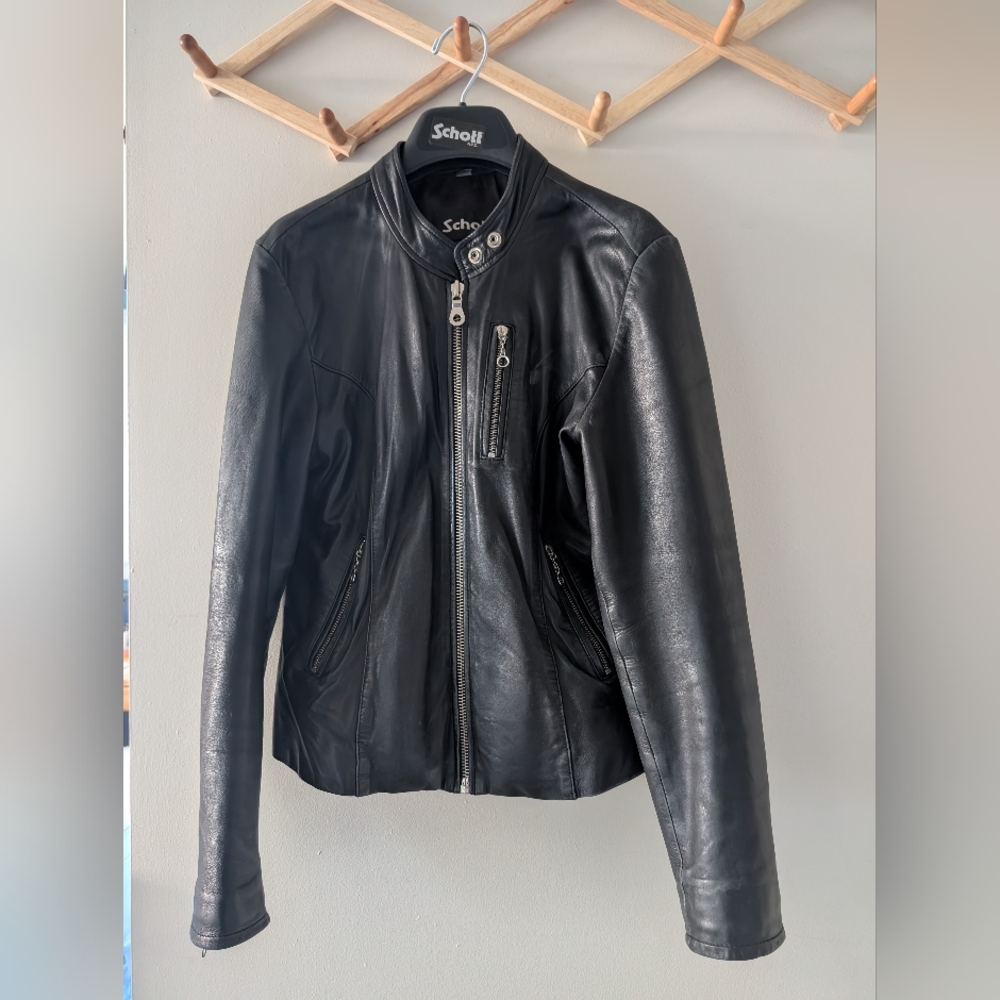 Schott Women's Lambskin "Cafe" Leather JacketSTYLE: 21141W Size Large